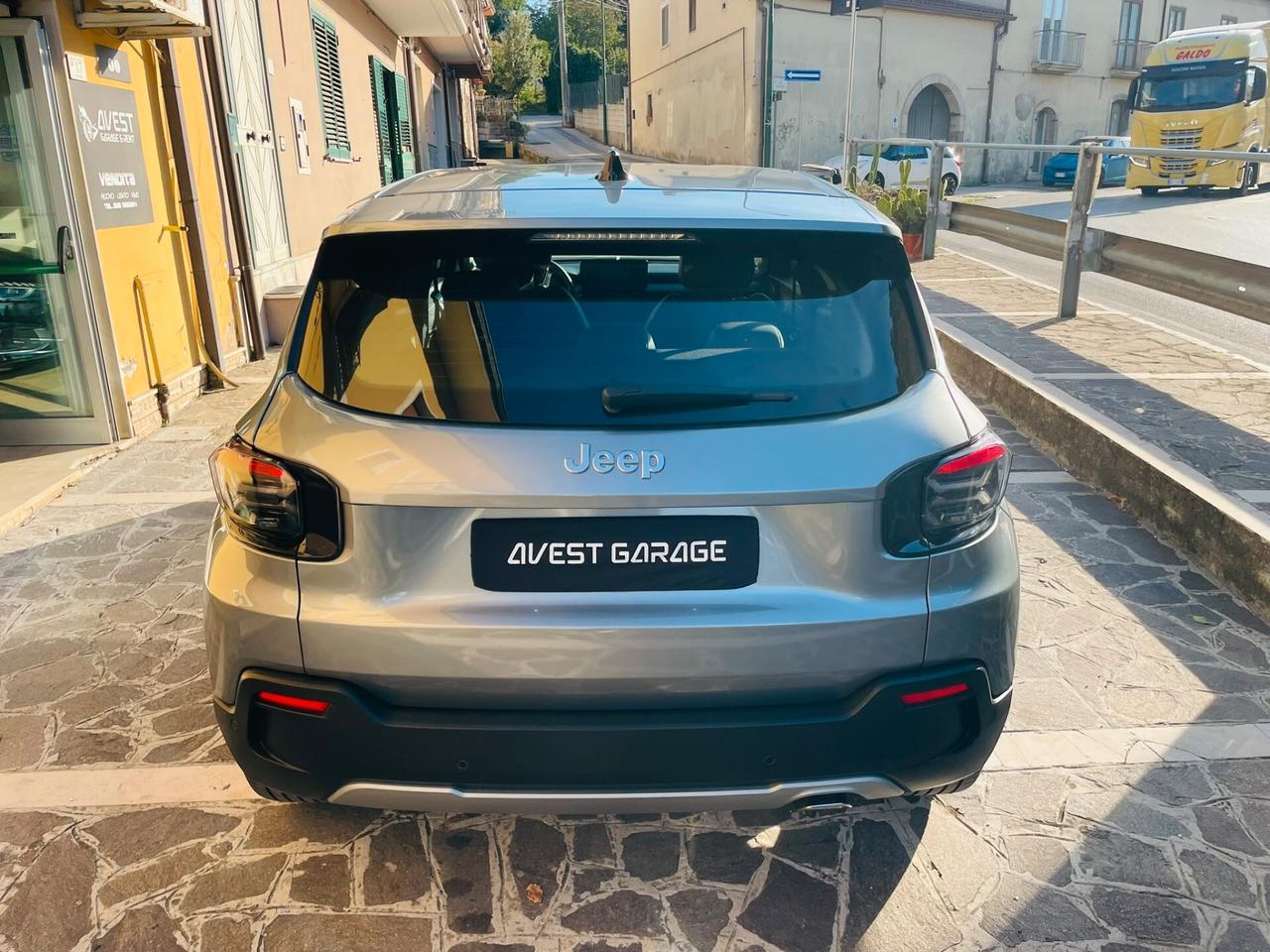 Jeep Avenger 1.2 Turbo 100 CV Summit