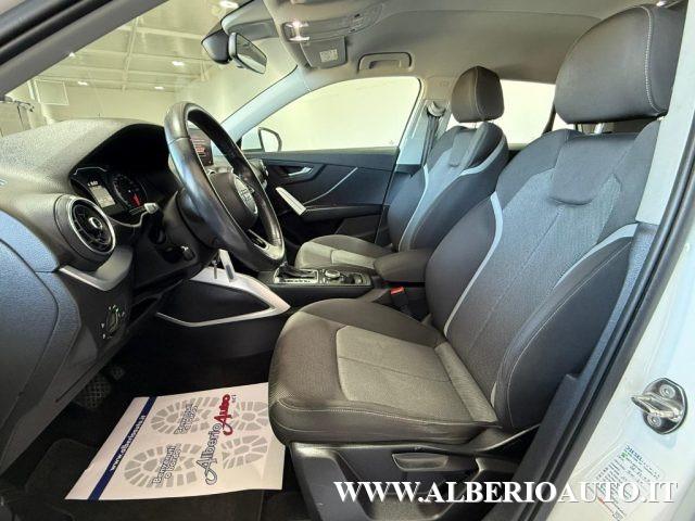 AUDI Q2 30 TDI S tronic Identity Black