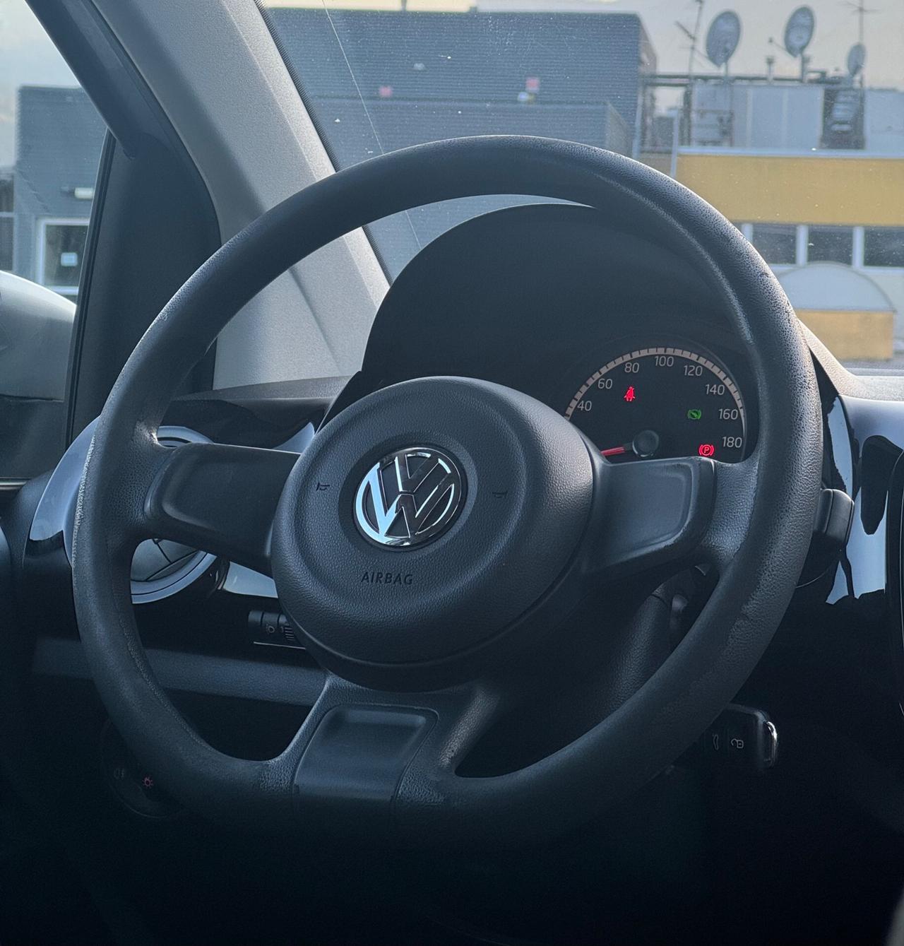 Volkswagen up! Neopatent. CAMBIO AUTOMATICO