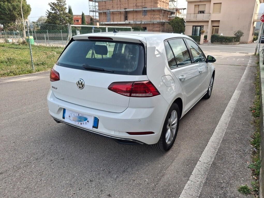 Volkswagen Golf 7.5 2.0 TDI 150cv DSG 12/2019