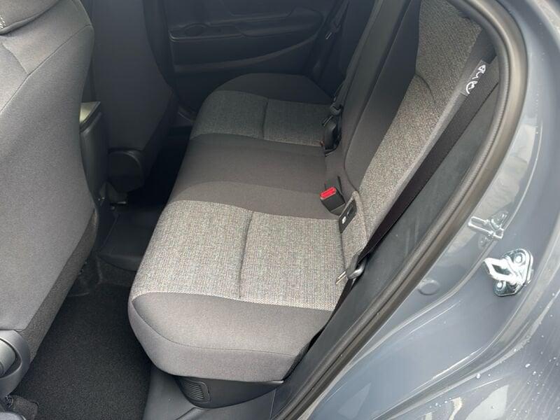 Toyota C-HR C-HR 2.0 hev Trend fwd e-cvt