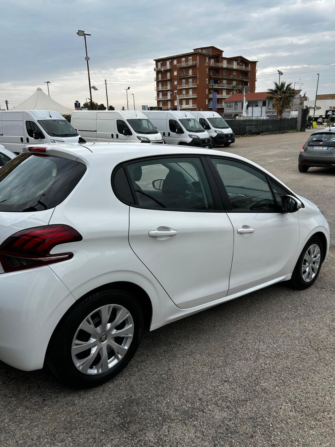 Peugeot 208 BlueHDi 75 5 porte Active