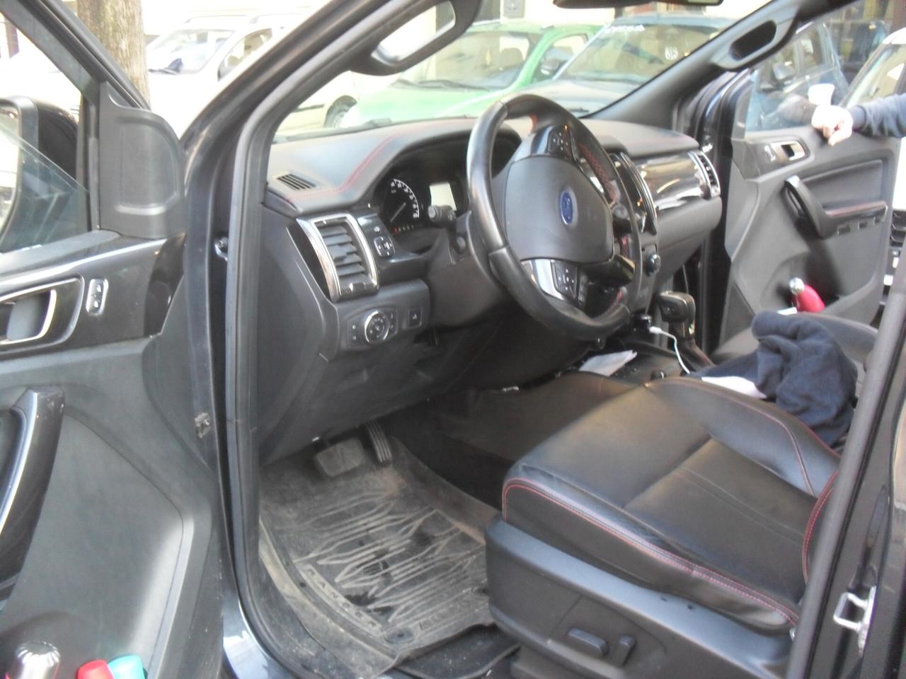 Ford Ranger Thunder 2.0 TDCi aut. 213 CV Wildtrak 5 posti