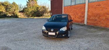 VOLKSWAGEN POLO 1.4 5P CONFORTILINE CON GPL DI SERIE