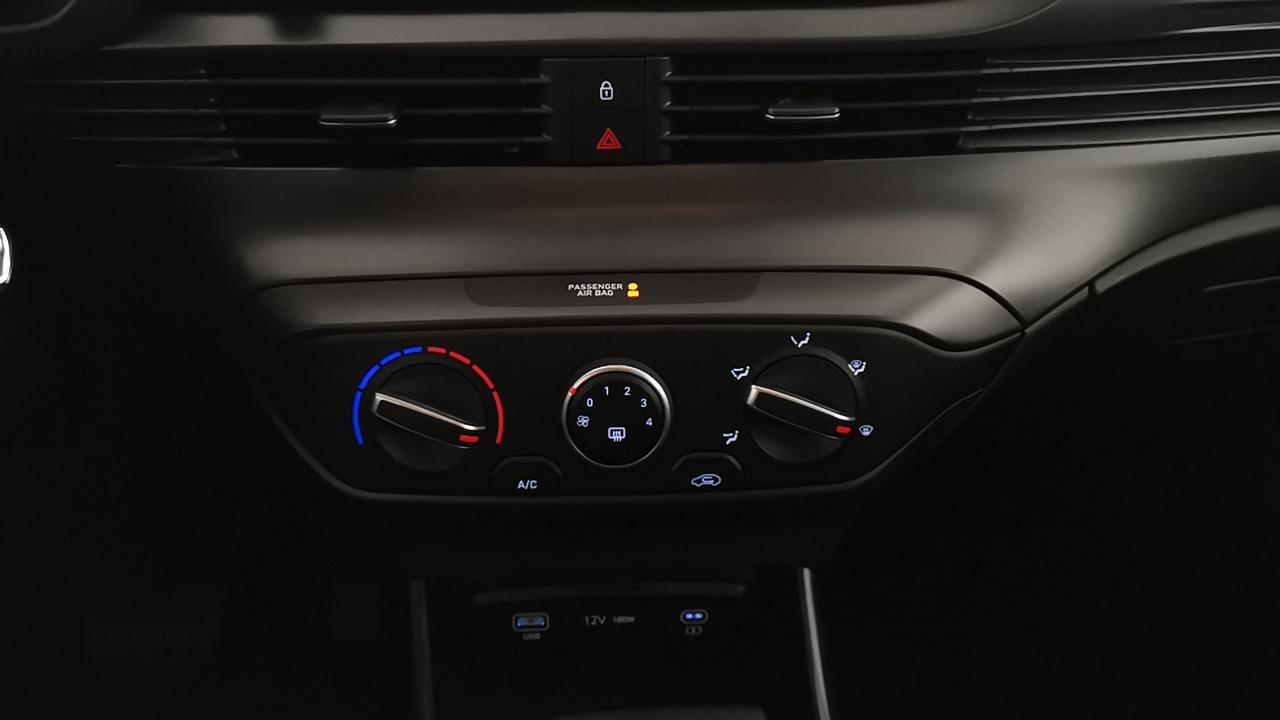 HYUNDAI i20 III 2023 - i20 1.0 t-gdi Connectline 90cv dct