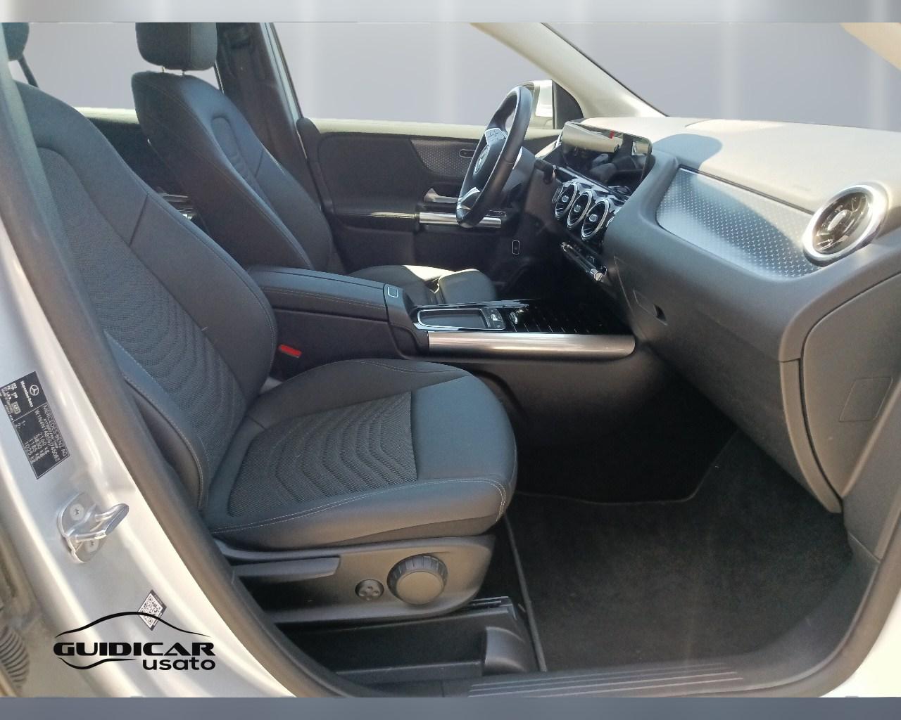 Mercedes-Benz GLA-H247 2023 - GLA 180 d Progressive Advanced auto