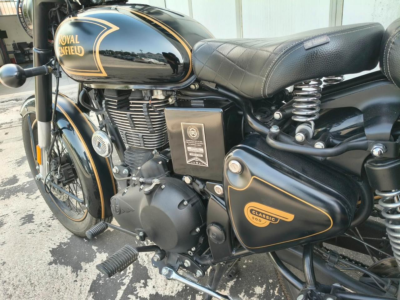 Royal Enfield Classic 500