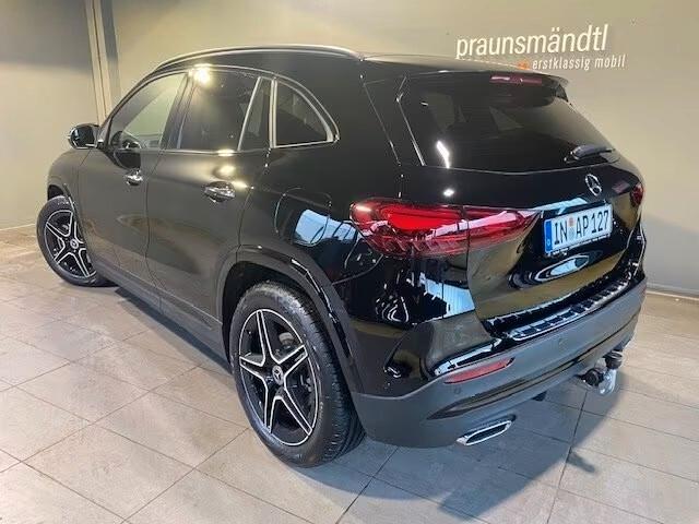 Mercedes-Benz GLA*200d*AMG-LINE*PREMIUM*PLUS*AMG-NIGHT*19"*TETTO*SOUND*AMBIENT-LIGHT*