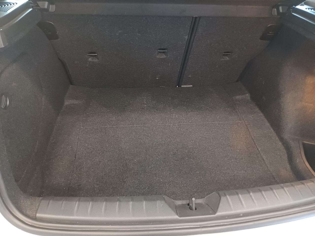 Bmw 114 114i 3p. Sport adatta a neopatentati