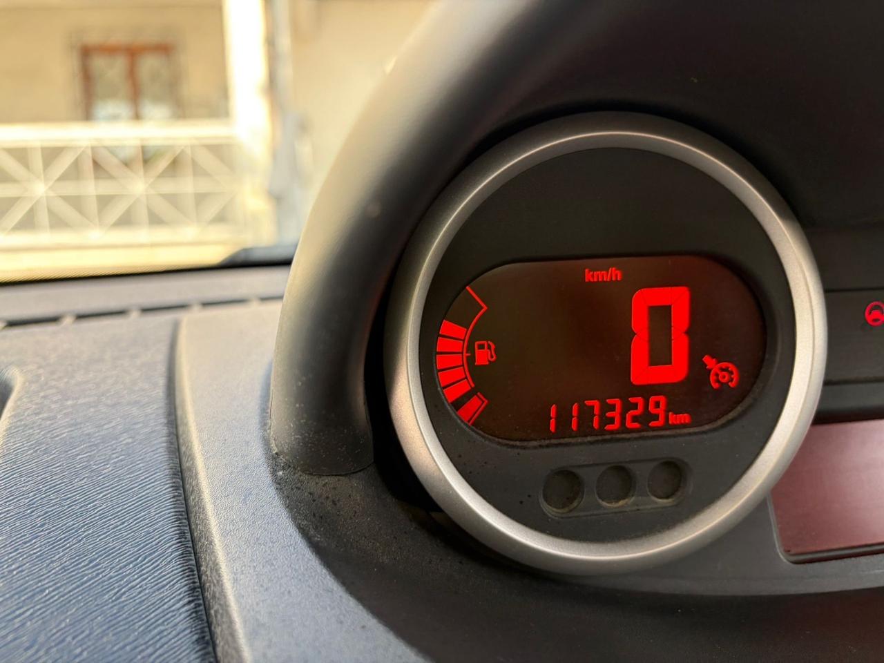 Renault Twingo 1.2 accessoriata utilitaria