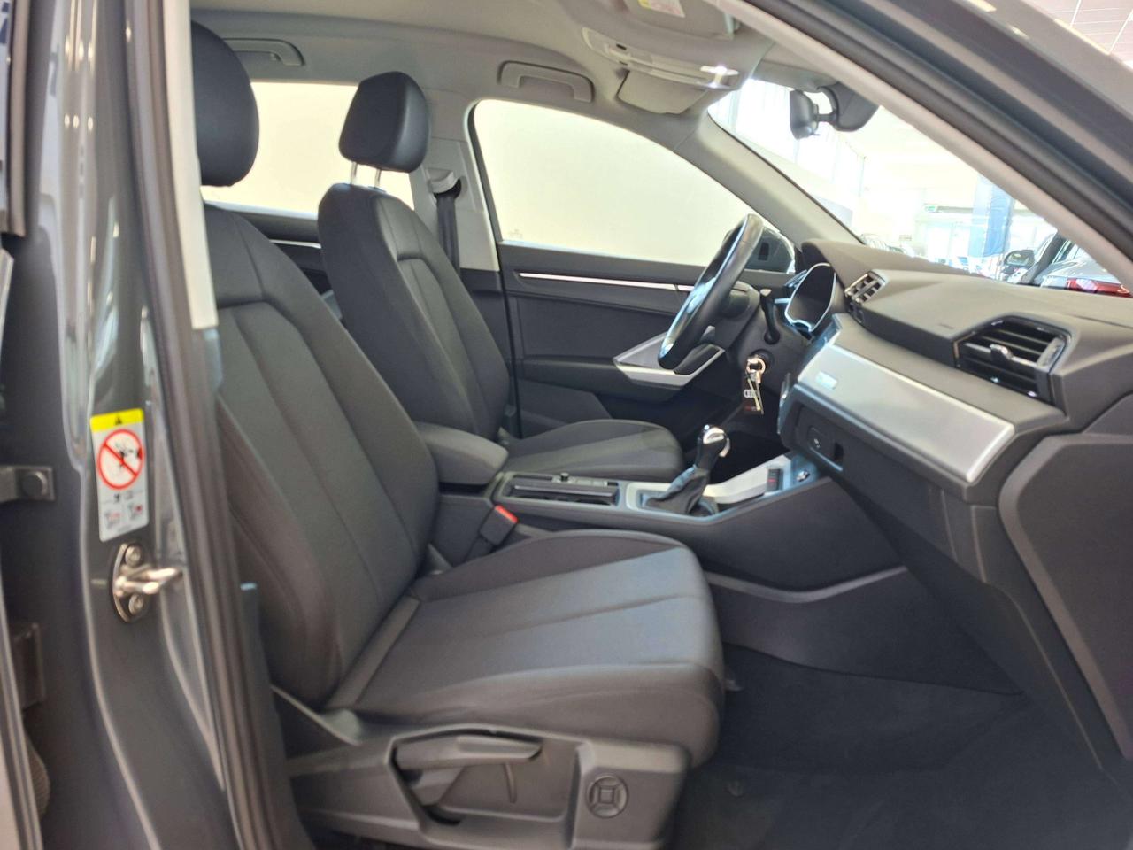 Audi Q3 35 2.0 tdi Business s-tronic 2 ANNI GARANZIA AYVENS