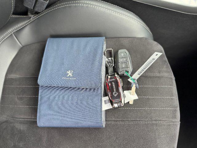 PEUGEOT 308 BlueHDi 120 S&S GT LINE *UNIPROP*