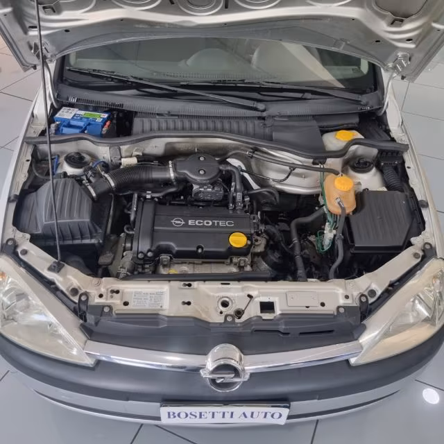 OPEL Corsa 1.0i 12V cat 5 porte Club