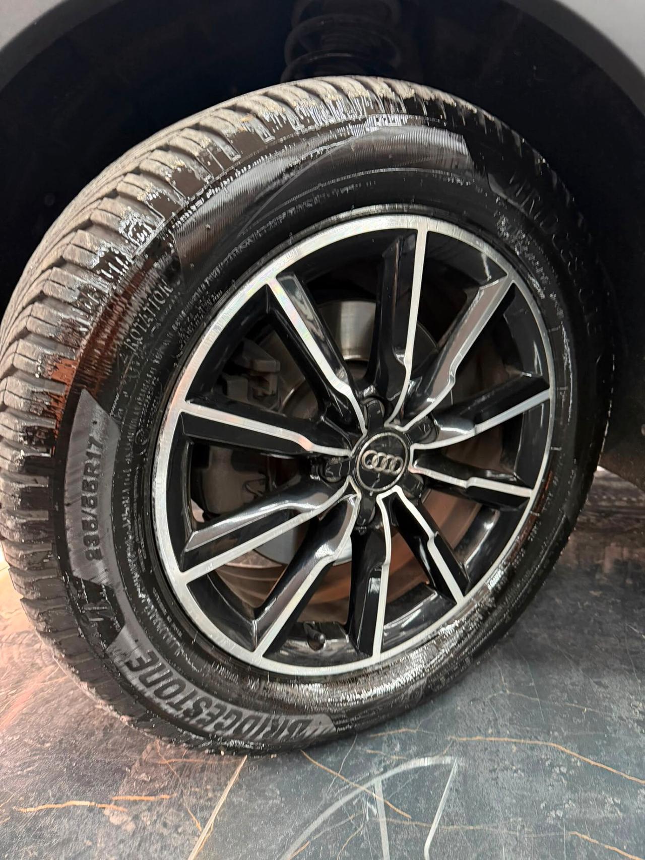 Audi Q3 2.0 TDI 120 CV S tronic Sport