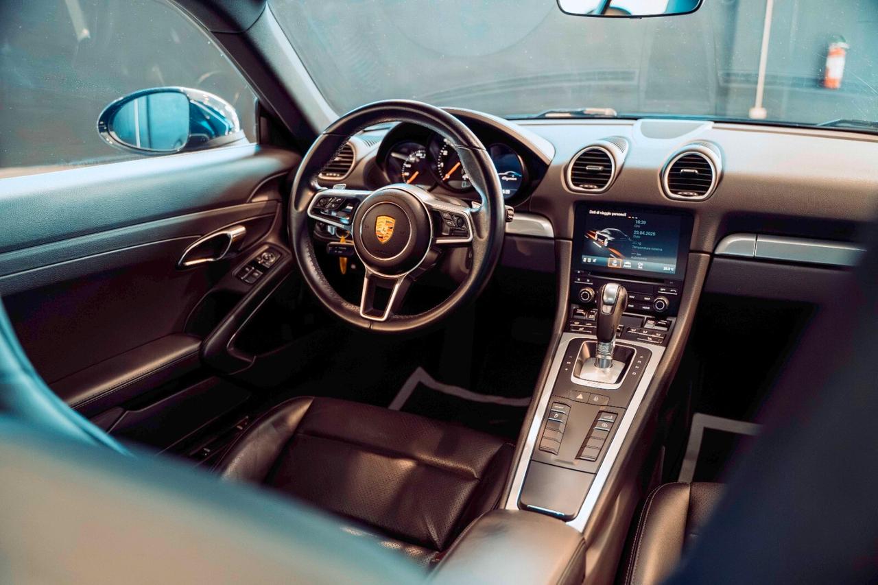 Porsche Cayman 718