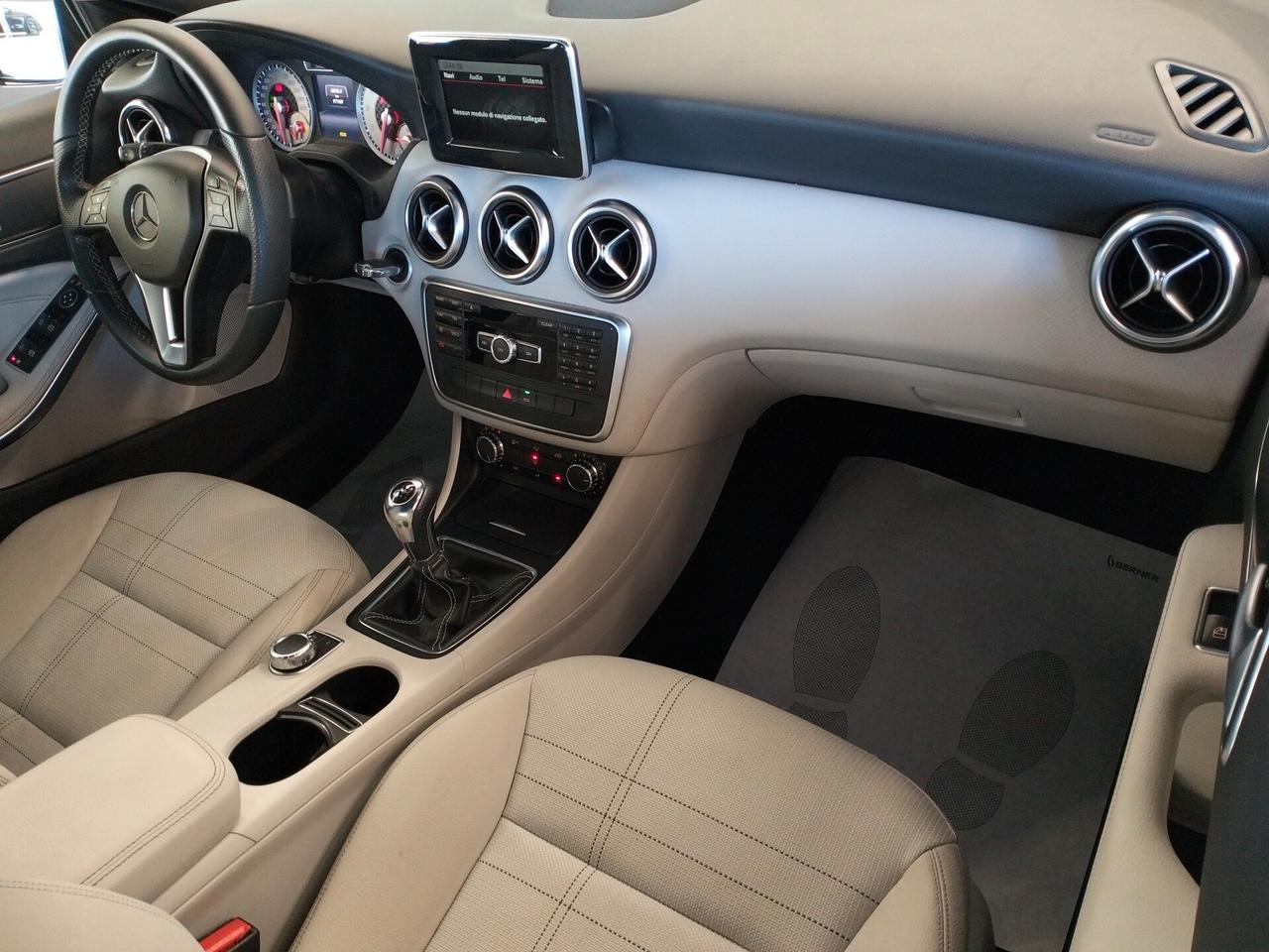Mercedes-benz A 180 Sport - NEOPATENTATI