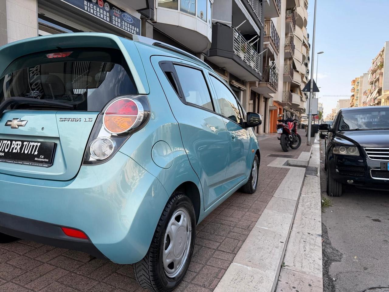 Chevrolet Spark Plus 1.0 2010