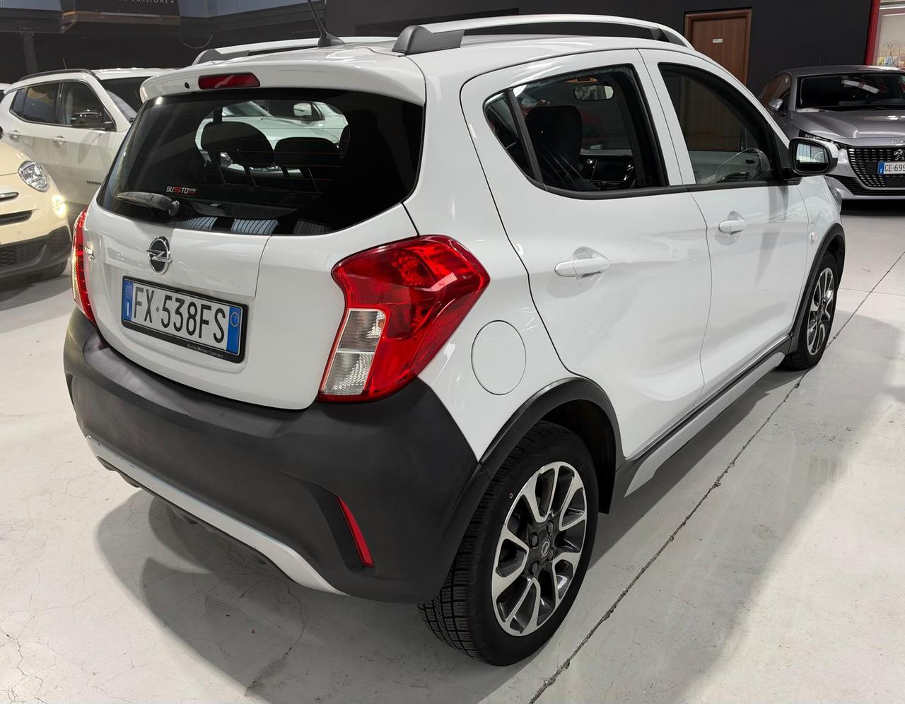 Opel Karl 1.0 Rocks 73cv my19 Neopatentati Bluetooth