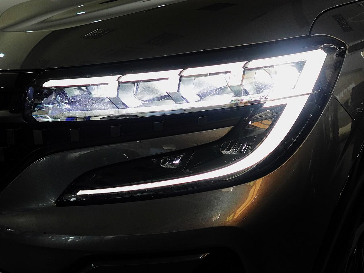 Renault Austral 1.2 E-TECH FULL HYBRID 200 CV ICONIC ESPRIT ALPINE