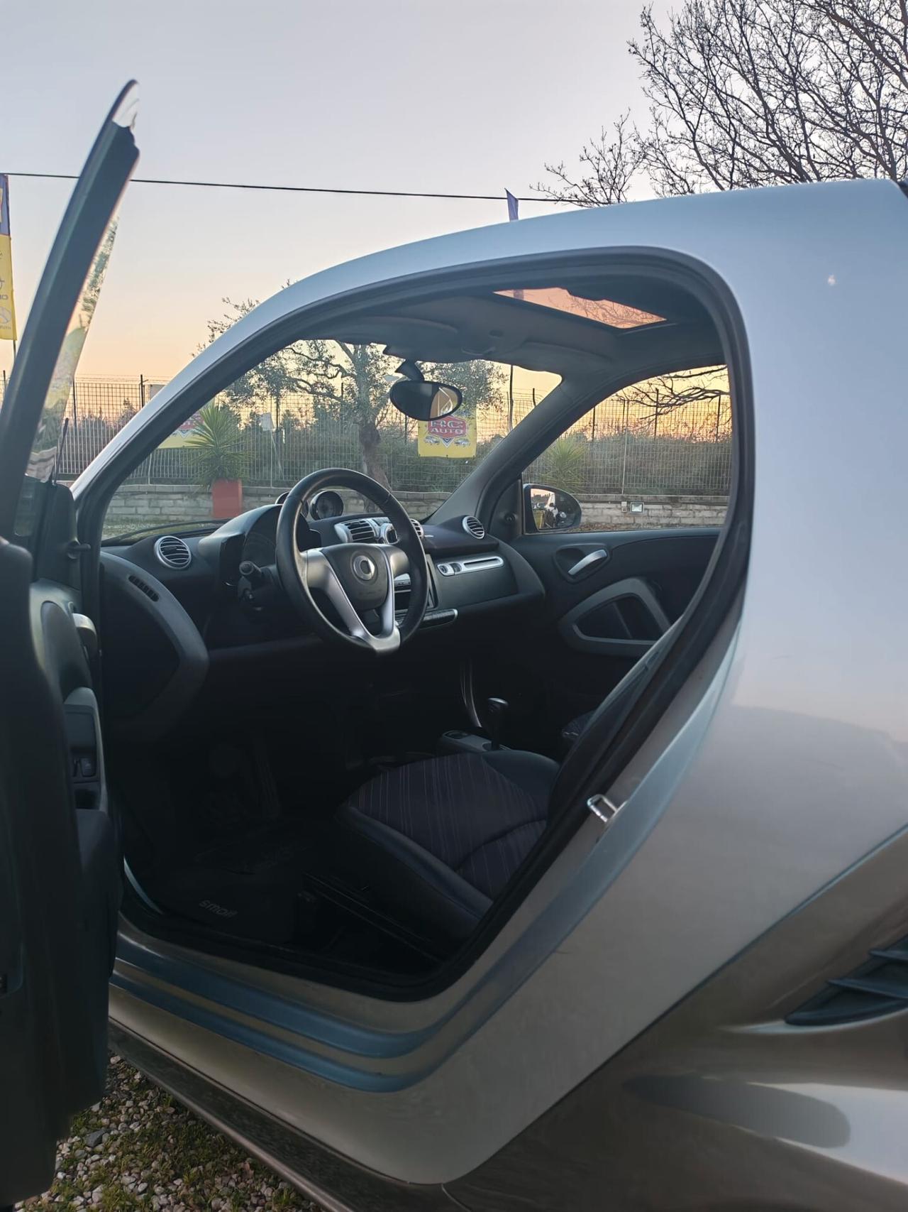 Smart ForTwo 1000 52 kW MHD coupé pulse