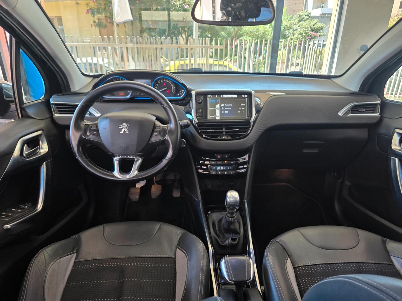 Peugeot 2008 1.6 e-HDi 115 CV Stop&Start Allure