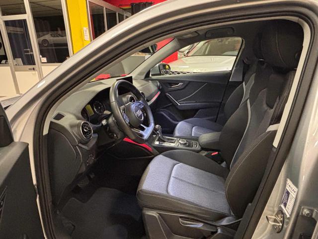 AUDI Q2 30 TDI S line Edition