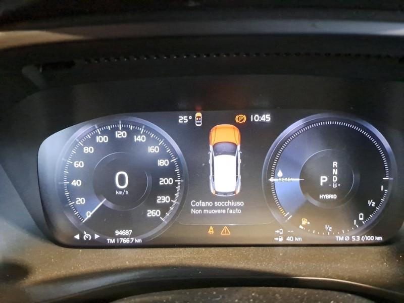 VOLVO XC40 T4 RECHARGE PLUG-IN AUTO CORE SUV