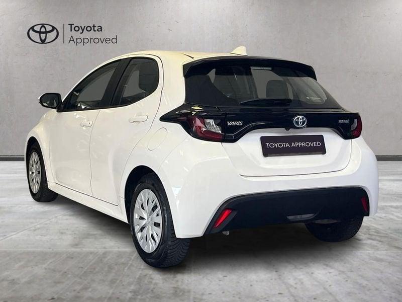 Toyota Yaris Hybrid Active MY22