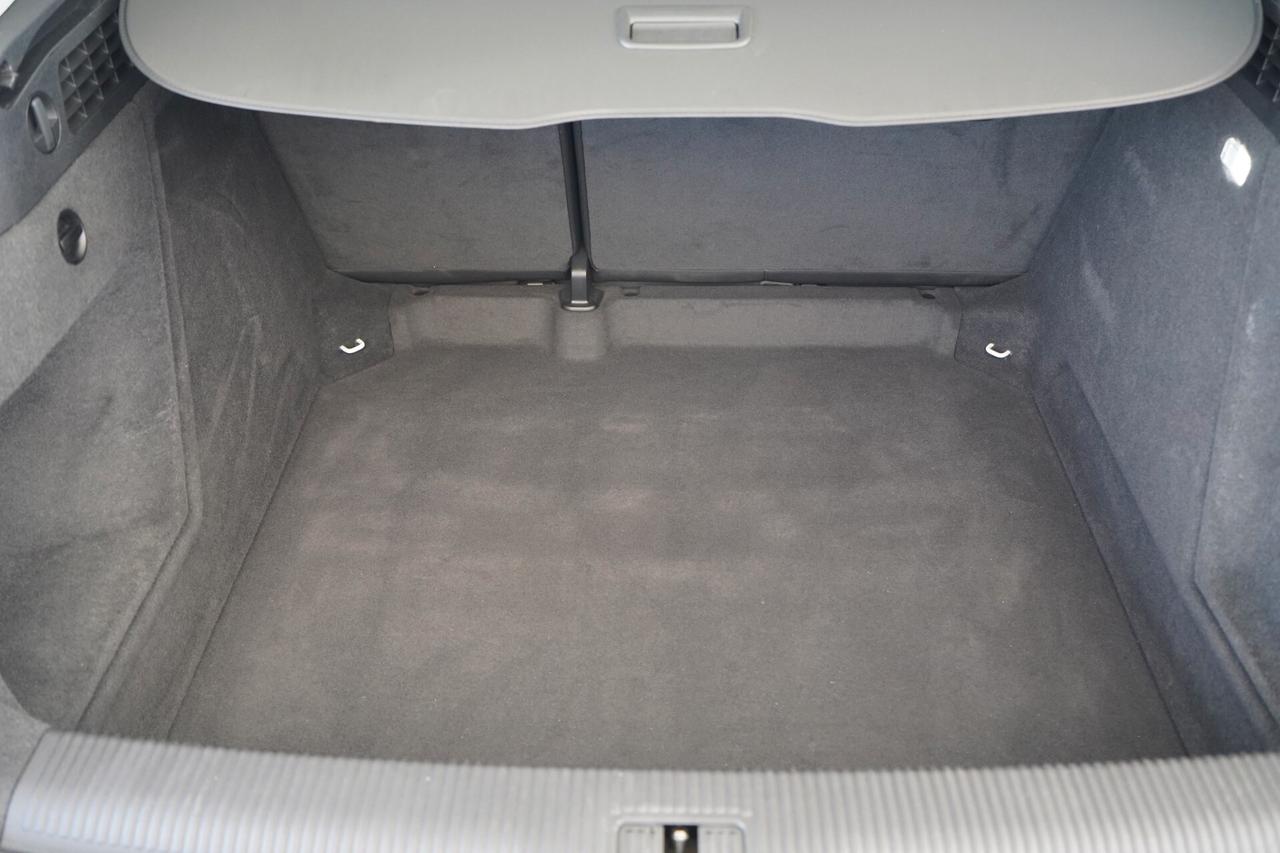 Audi Q3 2.0 TDI 150 CV Business