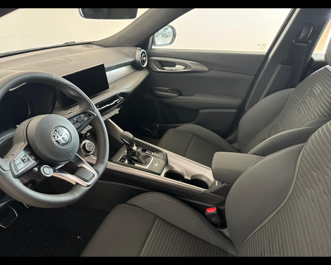 ALFA ROMEO Tonale My24 Hybrid 160cv Sprint