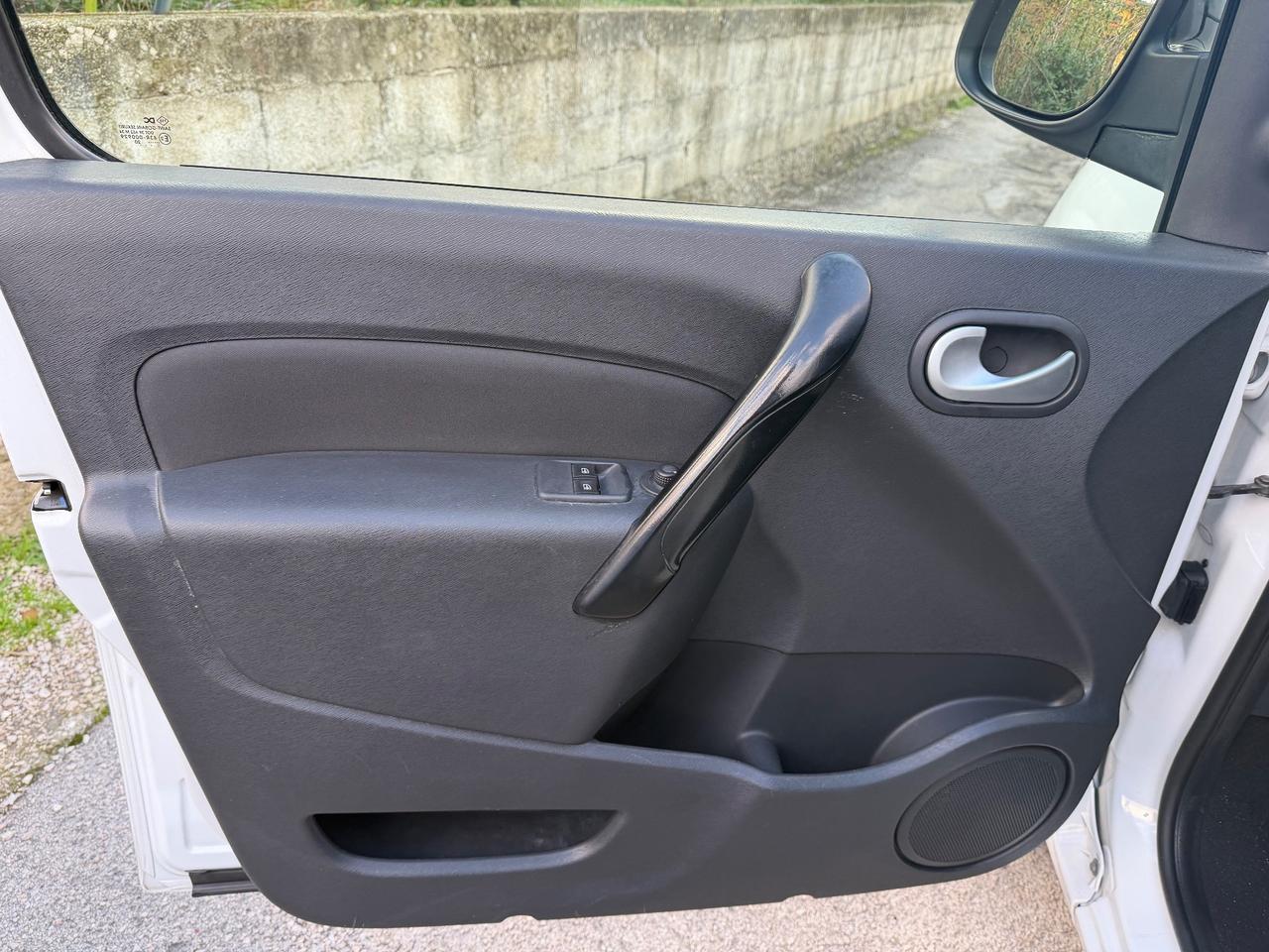 Renault Kangoo Blue dCi 8V 115CV 5 porte Limited