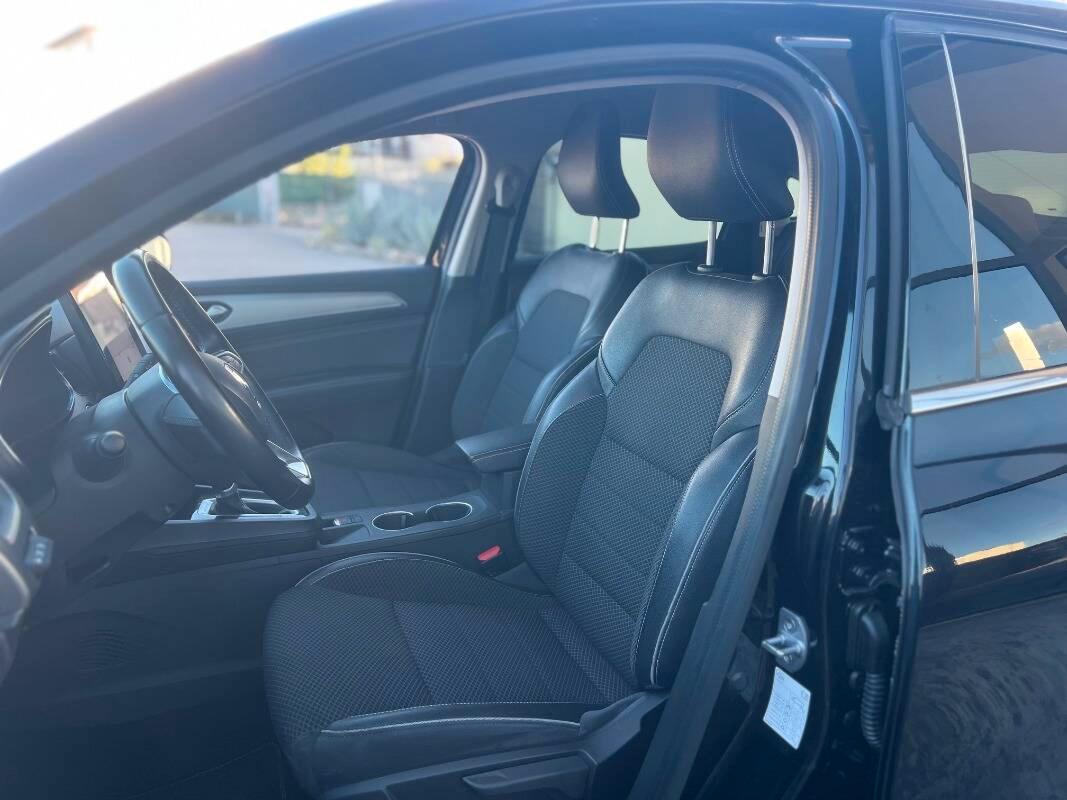 Renault Arkana 1.6 E-Tech full hybrid Intens 145cv