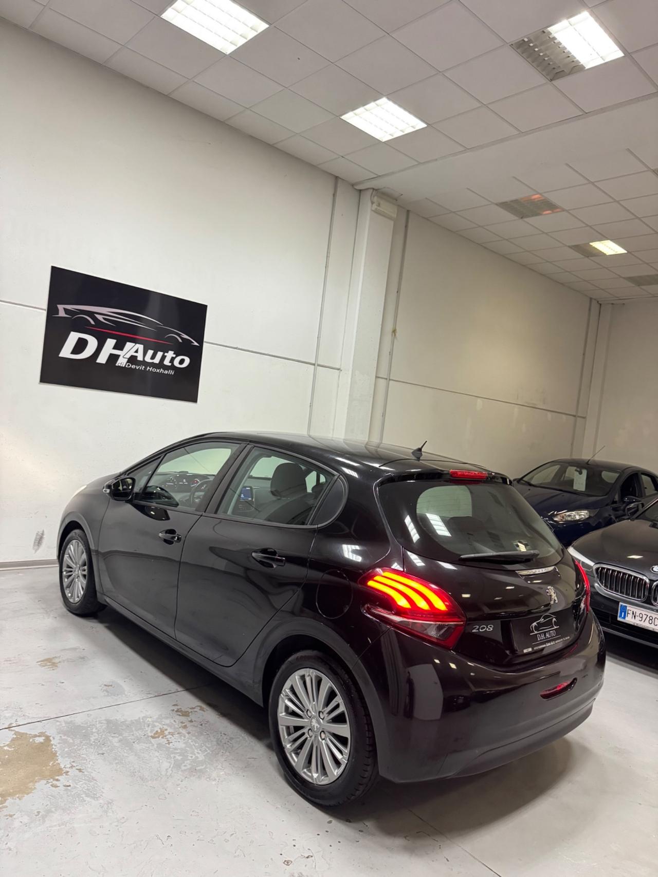 Peugeot 208 PureTech 82 5 porte Allure