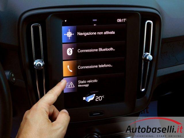 VOLVO XC40 T2 Essential