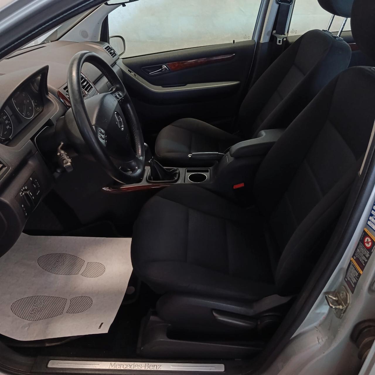 Mercedes-benz A 150 benzina neopatentati