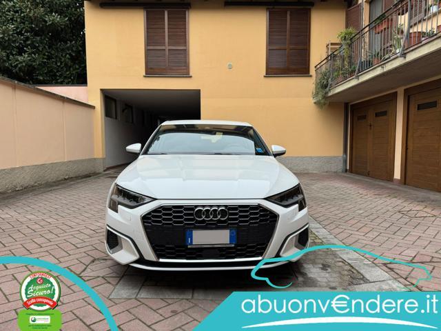 AUDI A3 SPB 35 TFSI Identity Black KM ZERO