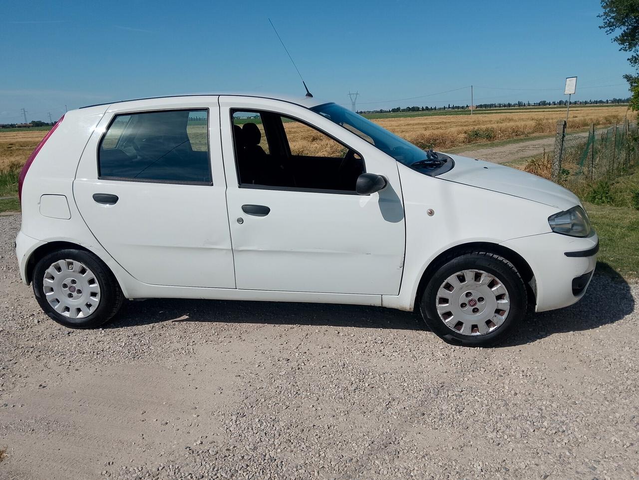 Fiat Punto metano 1.2 cc 144.000 km auto perfetta