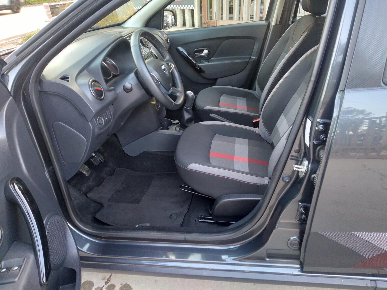 Dacia Sandero Stepway 1.5 Blue dCi 95 CV Techroad
