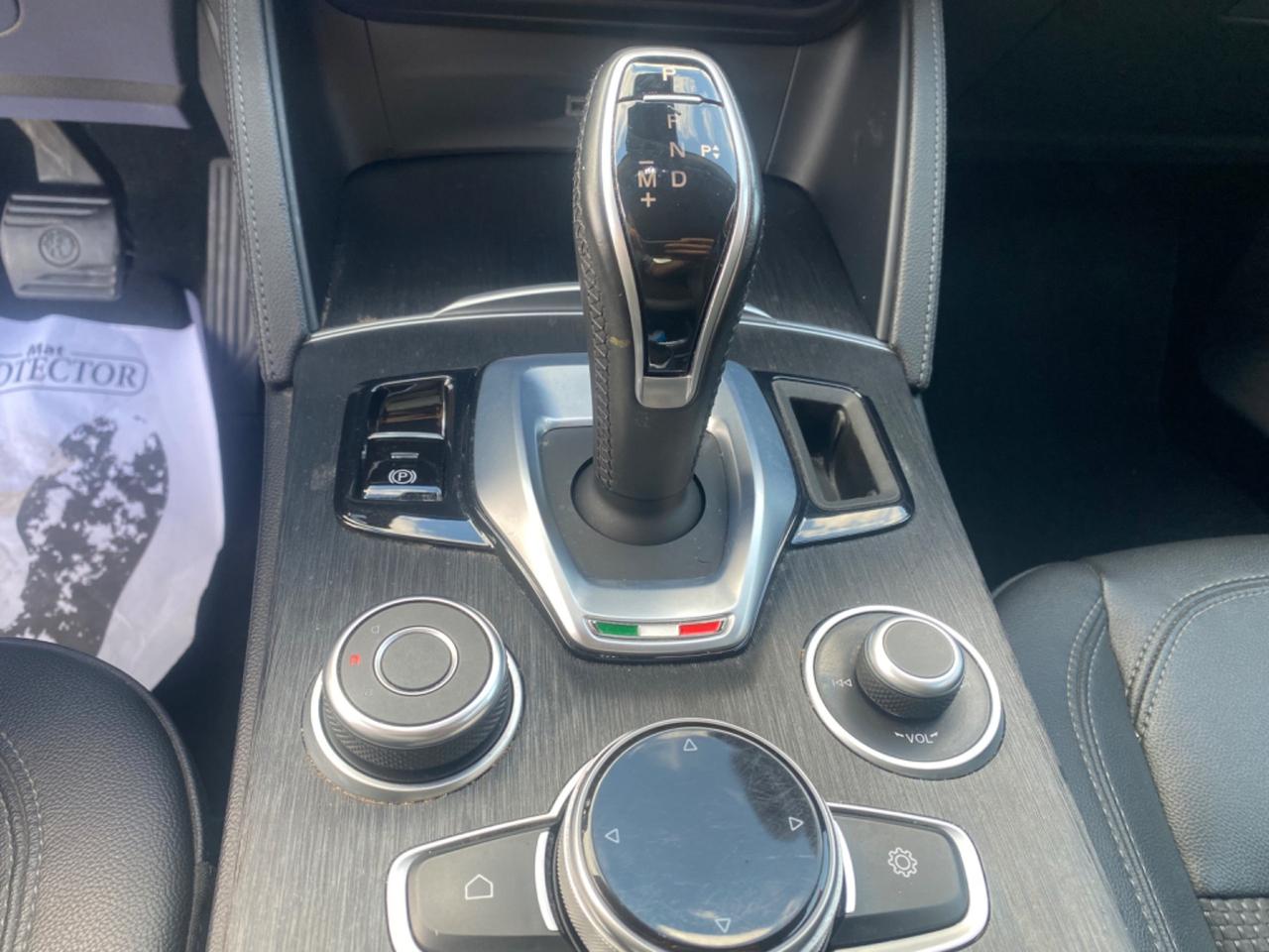 ALFA ROMEO STELVIO 2.2 160 CV VELOCE 2022