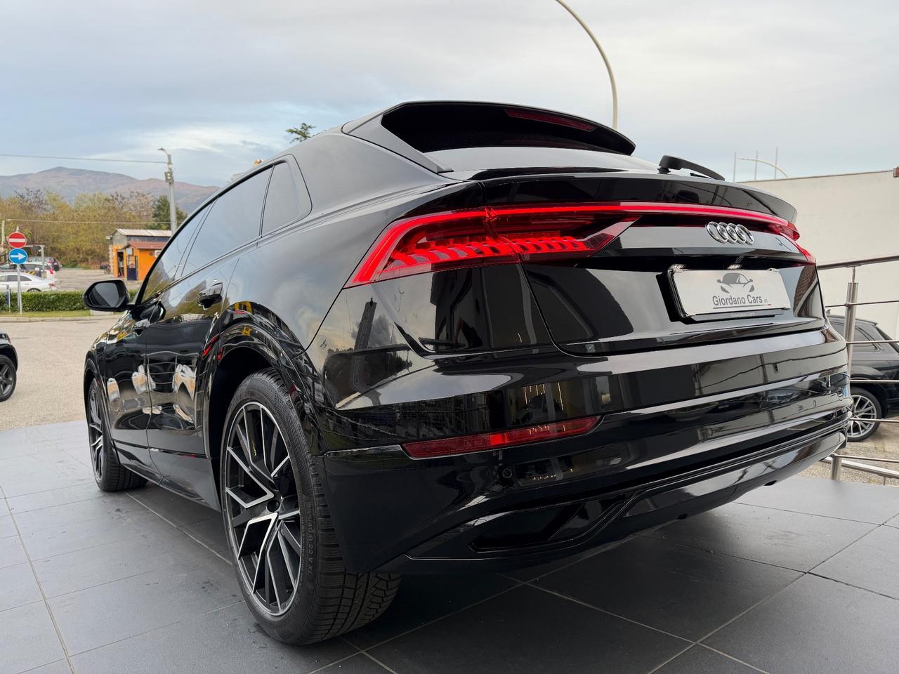 Audi Q8 50 TDI 286 CV quattro tiptronic s line