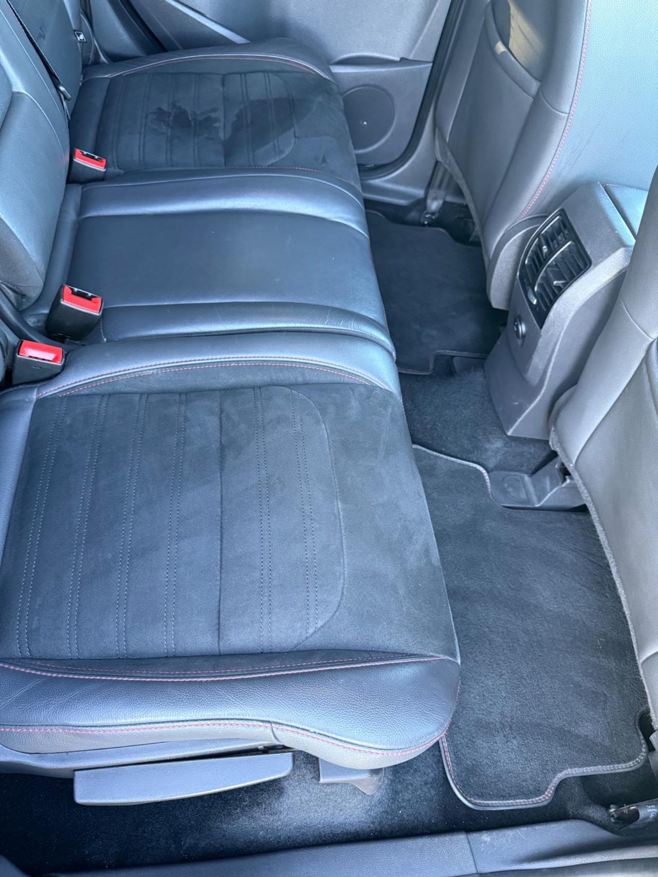 Ford Kuga 1.5 TDCI 120 CV S&S 2WD ST-Line