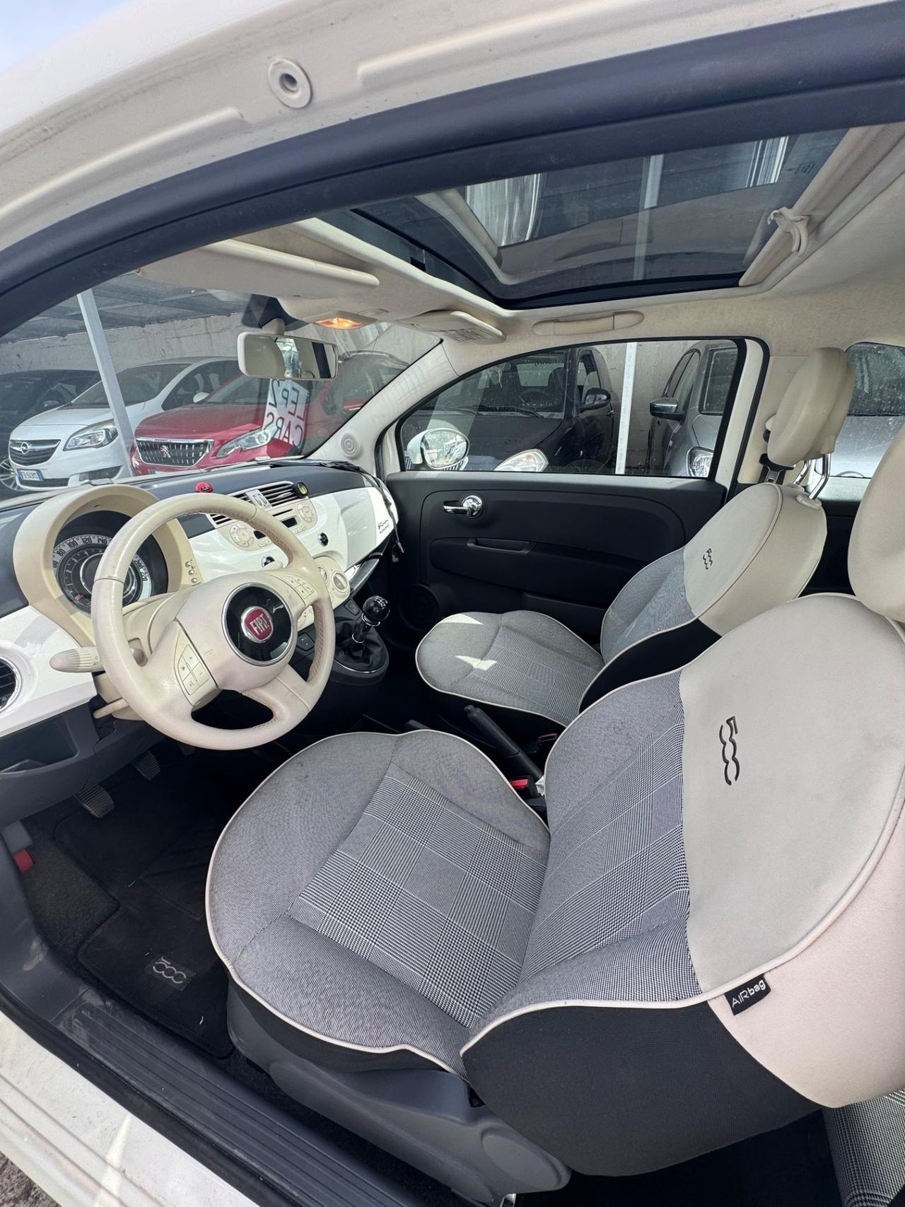 Fiat 500 1.2 Lounge anno 2010