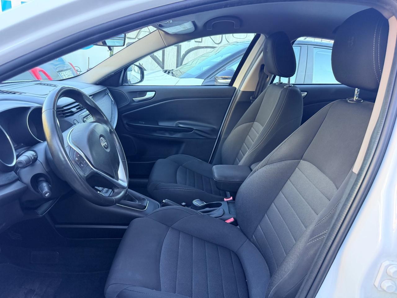 Alfa Romeo Giulietta 1.6 JTDm 120 CV