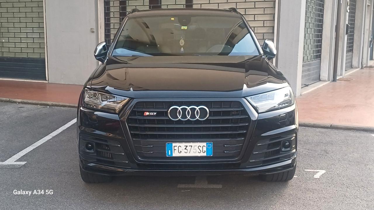Audi Q7 SQ7 4.0 V8 TDI QUATTRO S-LINE