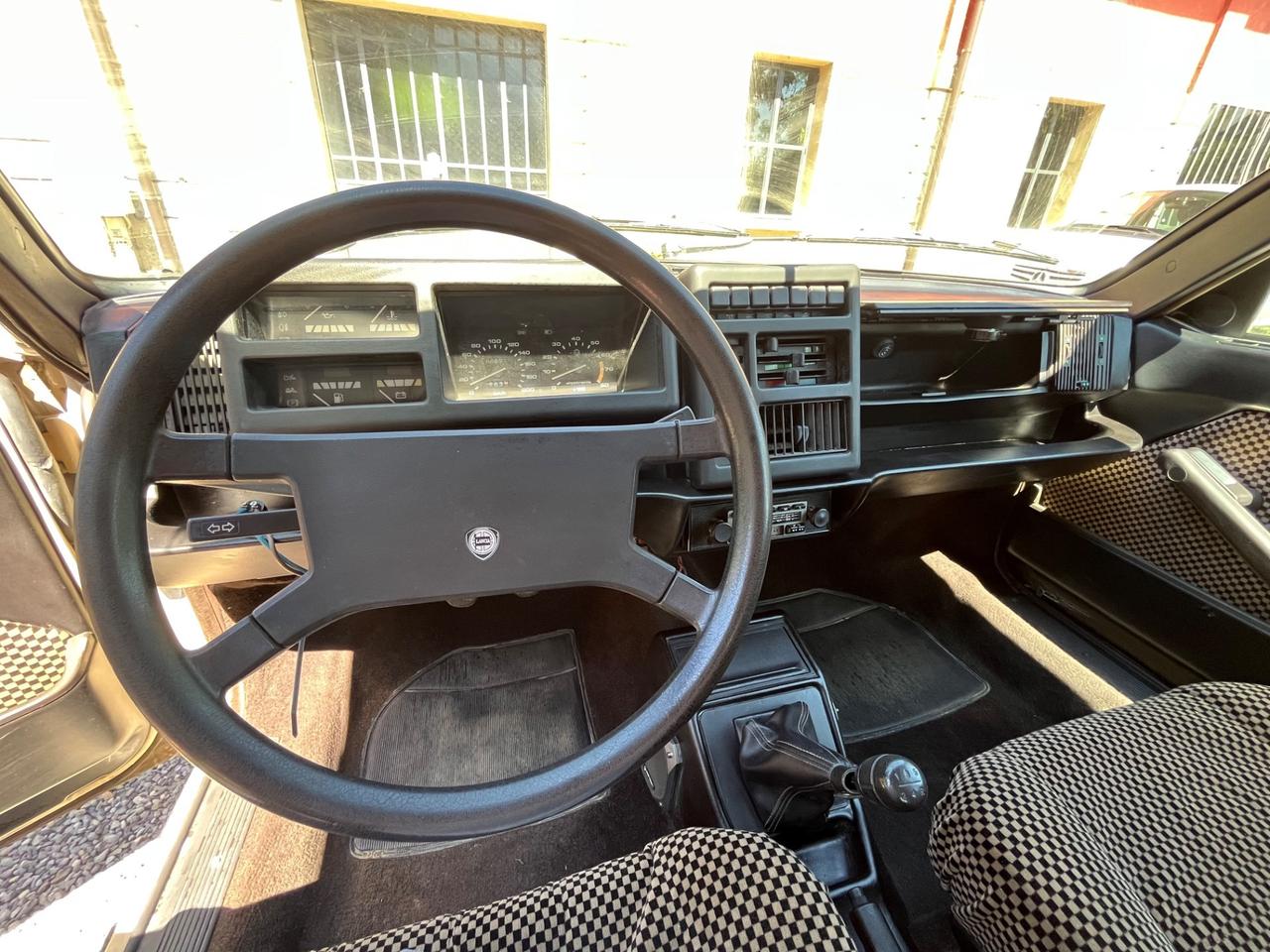 Lancia Delta 1.3