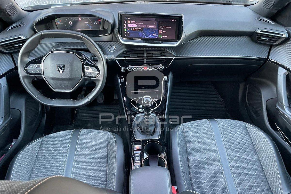 PEUGEOT 2008 PureTech 100 S&S Allure