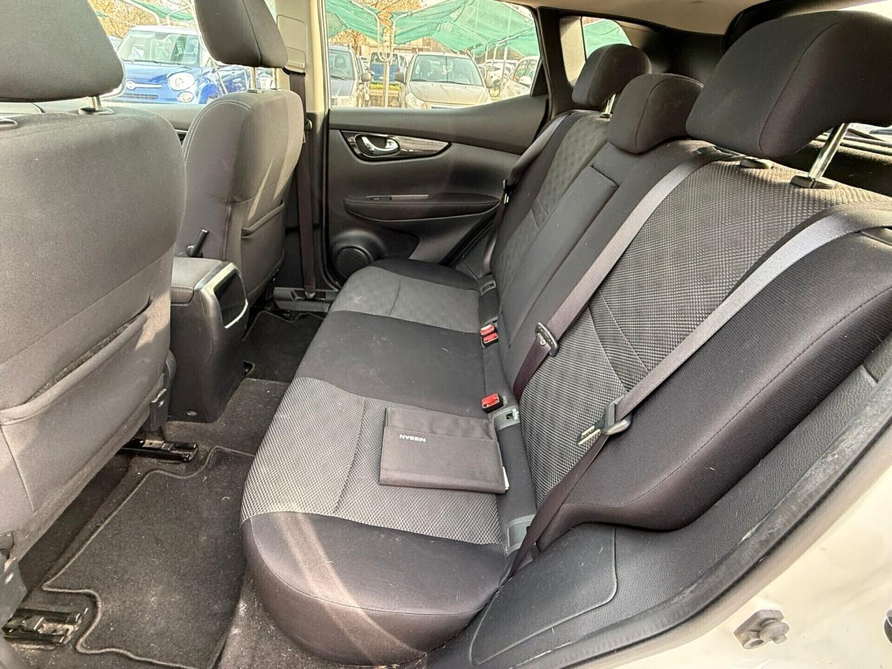 Nissan Qashqai 1.2 benzina UNICO-PR 115cv 58.500km