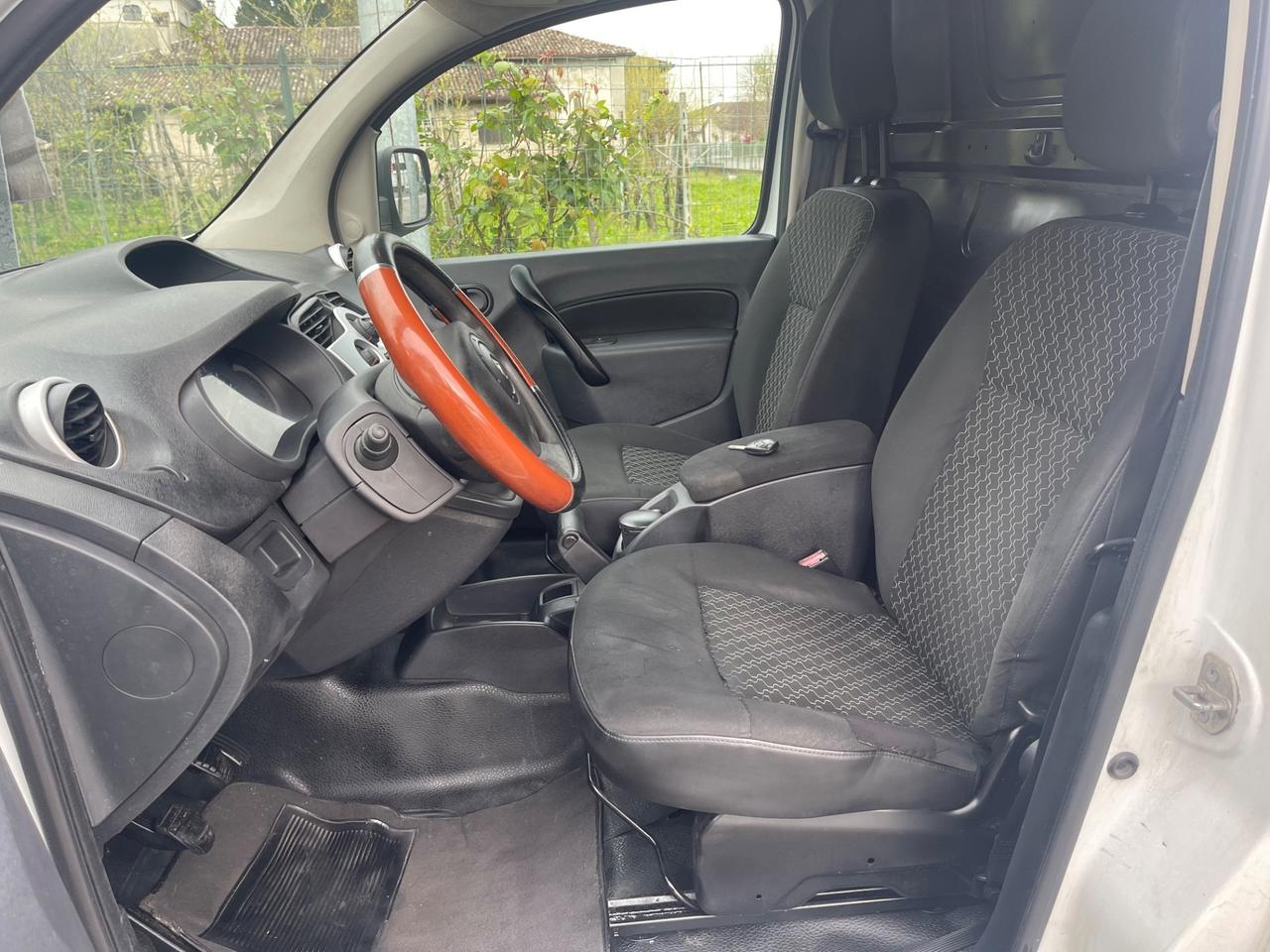 Renault Kangoo 1.5 dCi 75CV F.AP. 4p. Express