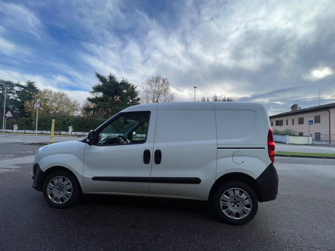 Fiat Doblo Doblò 1.4 T-Jet 16V Natural Power Active