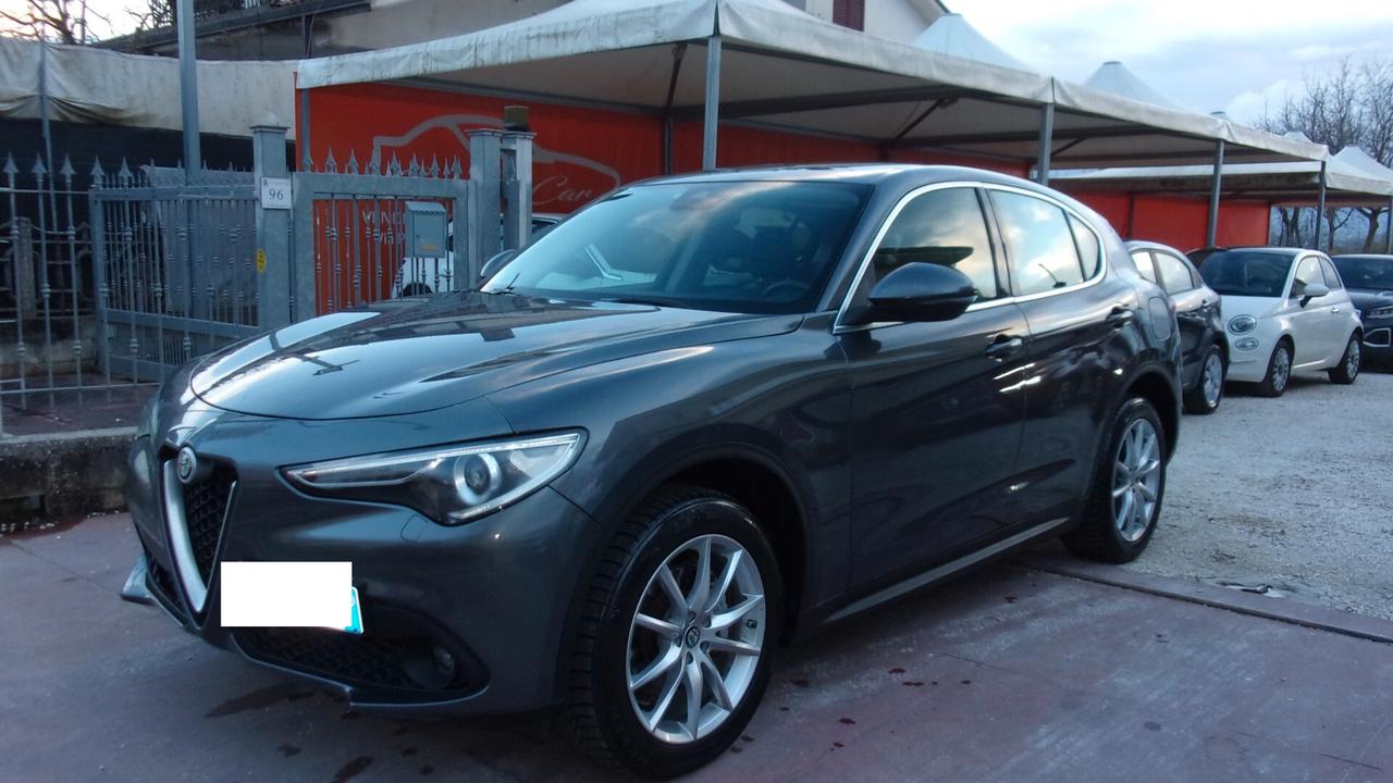 Alfa Romeo Stelvio 2.2 Turbodiesel 210 CV AT8 Q4 Executive